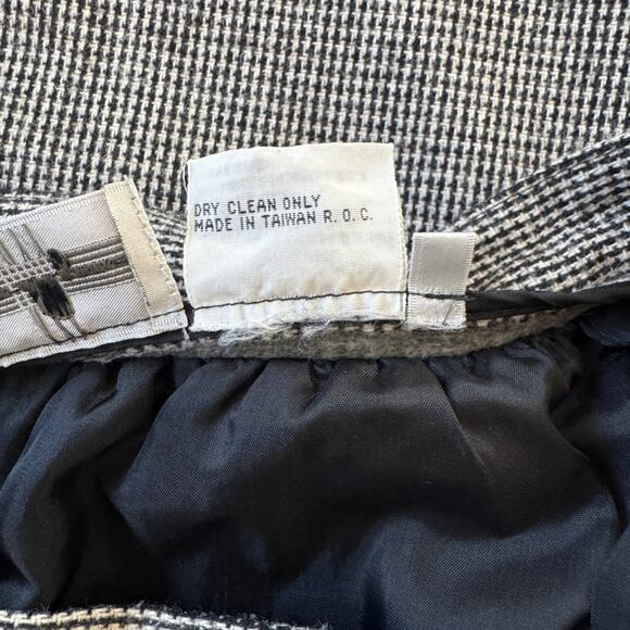 Vintage ‘80s Jonathan Logan Black & White Wool Blend Textured A-Line Midi Skirt - Picture 9 of 9